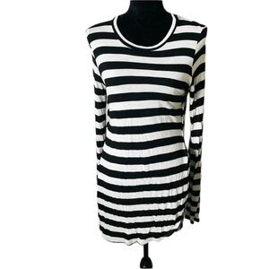 RD Style Women’s Black and white striped long sleeve split hem tunic top Small